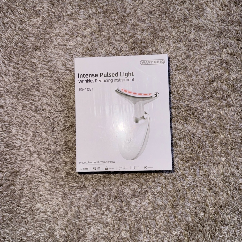 Wavy Chic Intense Pulsed Light Device